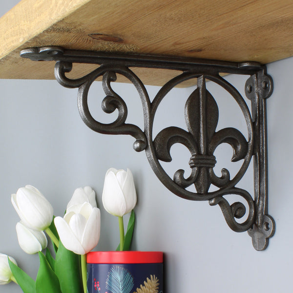 Pair of Antique Cast Iron Fleur De Lis Shelf Brackets - 220mm x 160mm