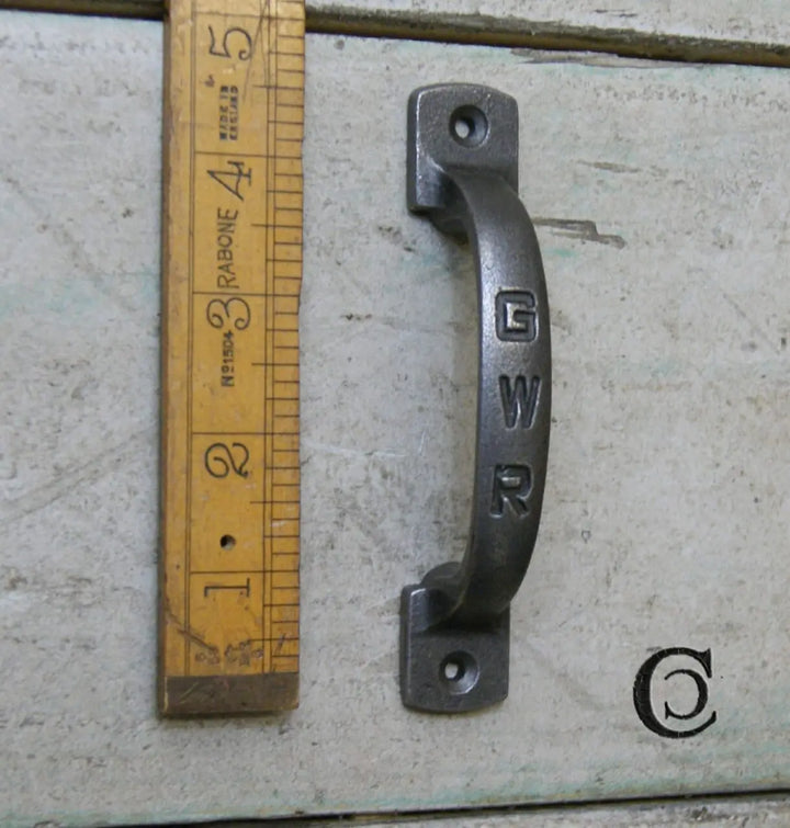 D Handle 120mm Antique Cast Iron Vertical GWR Square Handle – Oakcrafts