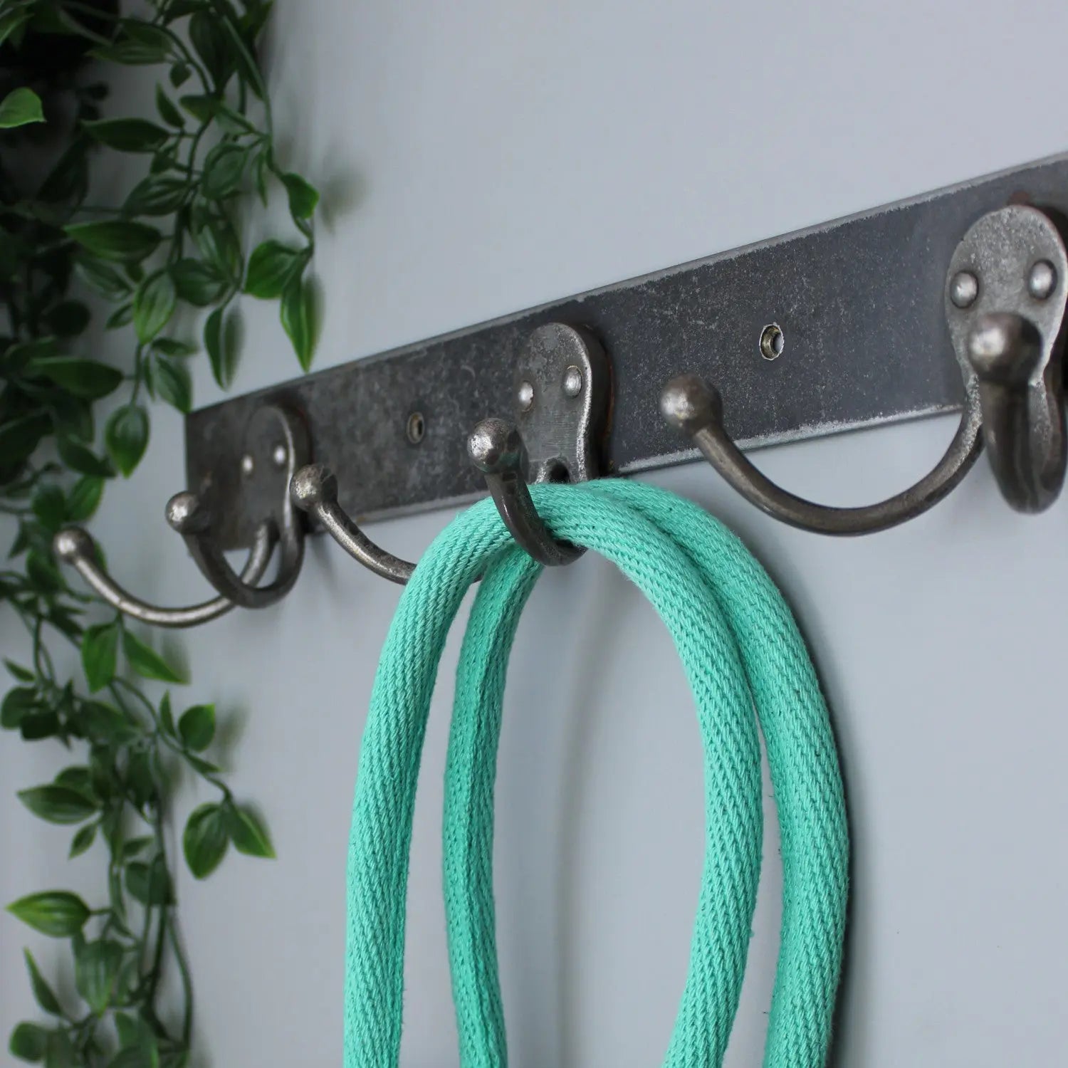 Antique Steel 4 Double Hook Rail - Stylish and Practical – Oakcrafts