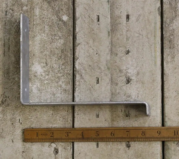 Shelf Brackets - Medium Duty Galvanised Lipped Edge Pair – Oakcrafts