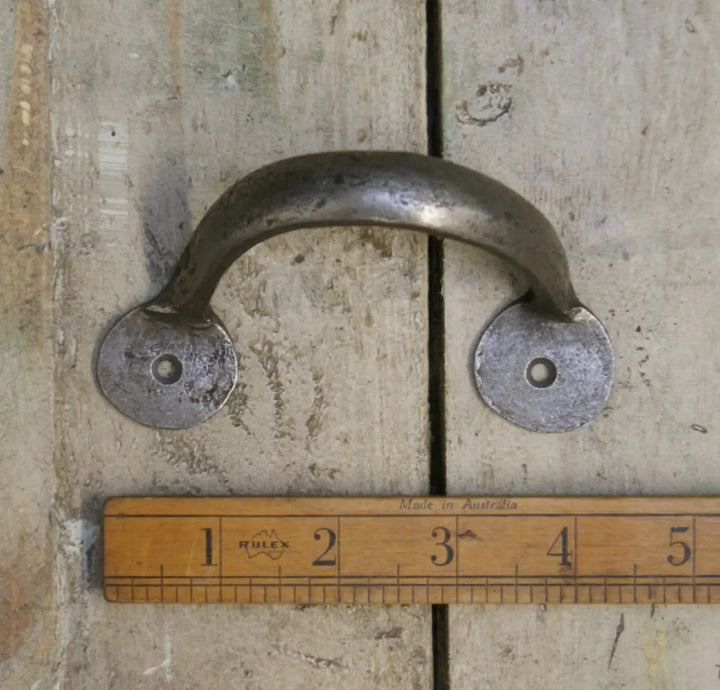 Tray Lifting Handle - Hand Forged Antique Iron 100mm – Oakcrafts