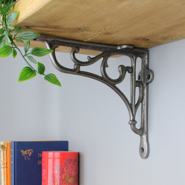 Pair of Antique Cast Iron Heritage Shelf Brackets - 180mm x 200mm