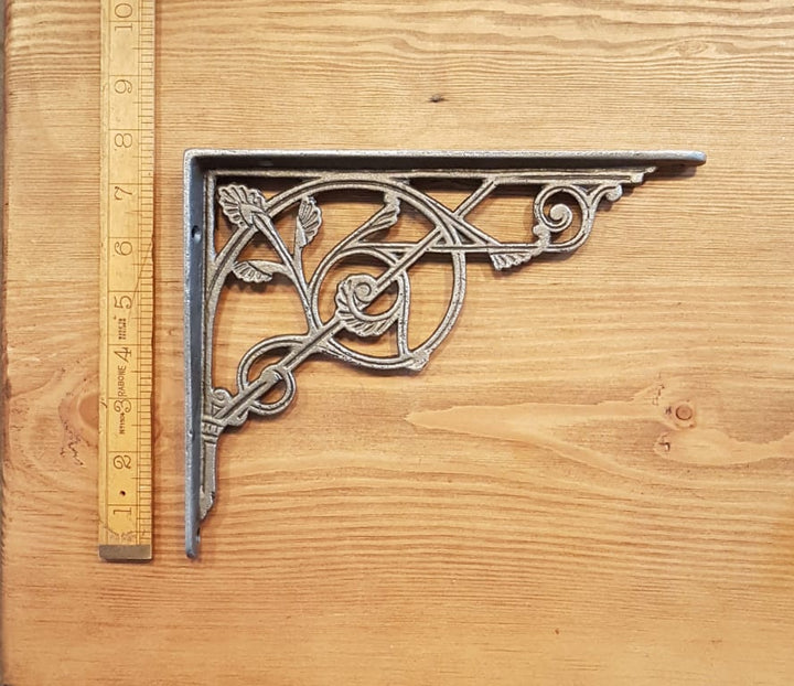 Pair of Antique Cast Iron Stave Design Shelf Brackets - 180mm x 230mm