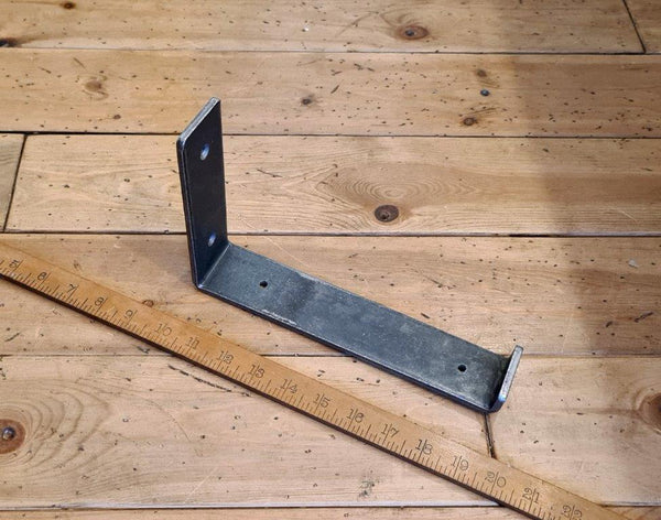 Pair of Antique Cast Iron Lipped Edge Utility Shelf Brackets - 155mm x 235mm