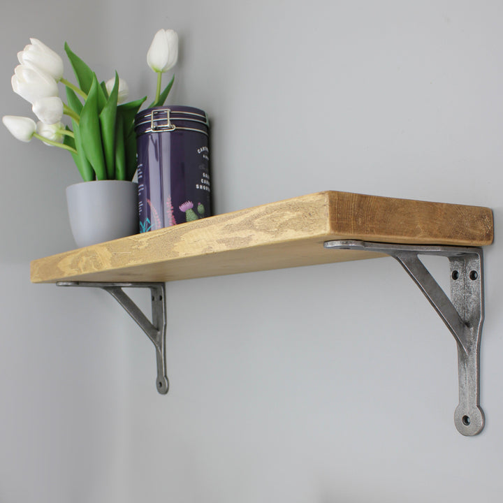 Shelf Kit with Cast Iron Gallows Shelf Brackets and 180mm Shelf