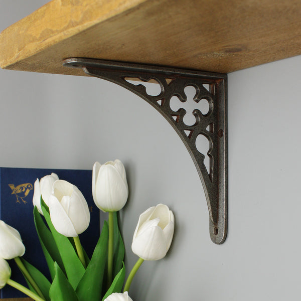 Pair of Antique Cast Iron Gothic Design Shelf Brackets - 150mm x 150mm