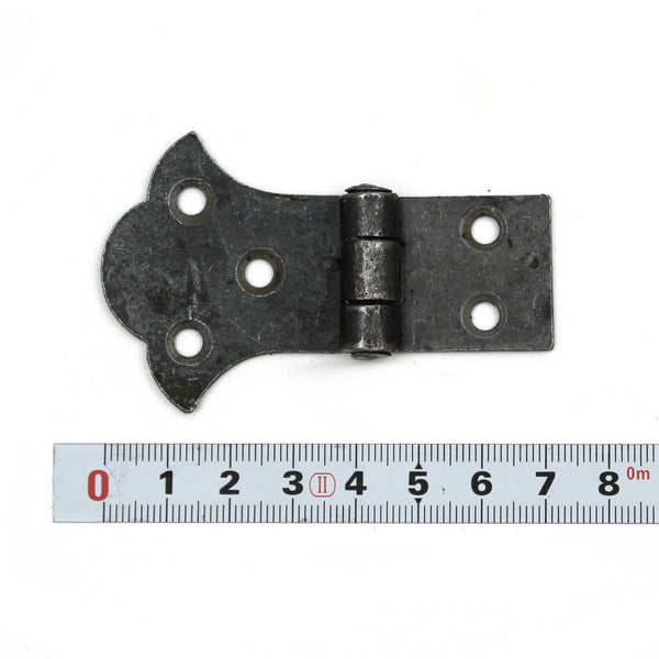  Antique Cast Iron Butterfly Hinge Unequal - 72mm x 52mm