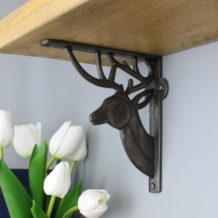 A Pair of Antique Cast Iron Deer Shelf Brackets - 150mm x 160mm