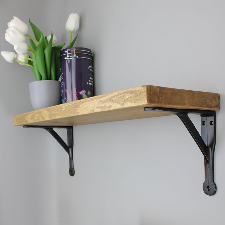 Shelf Kit with Cast Iron Gallows Shelf Brackets in Epoxy Black Finish and 180mm Shelf Board