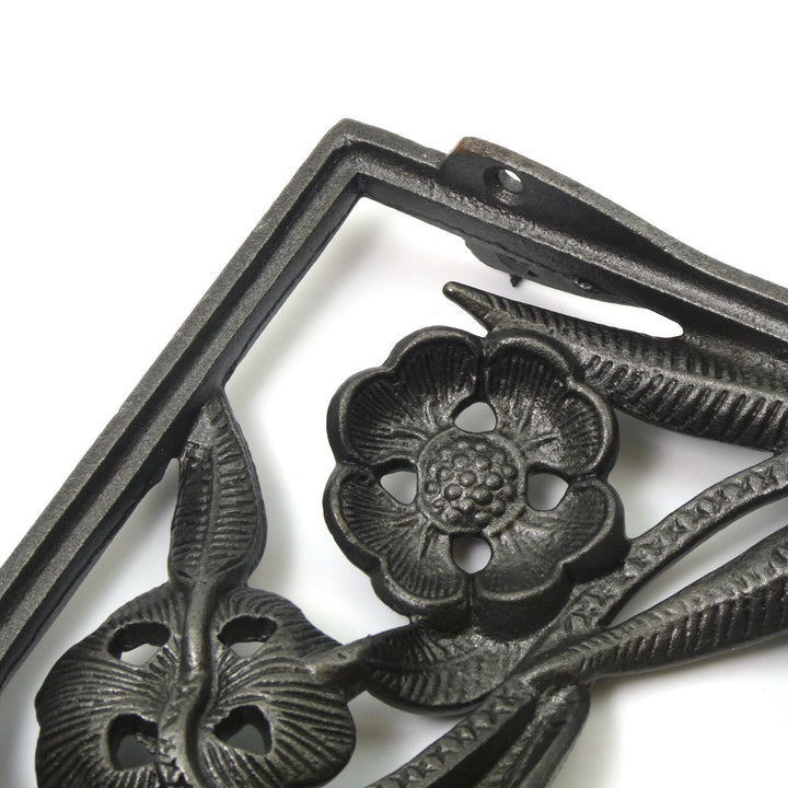 Pair of Antique Cast Iron Decorative Flower Shelf Brackets - 200mm x 175mm